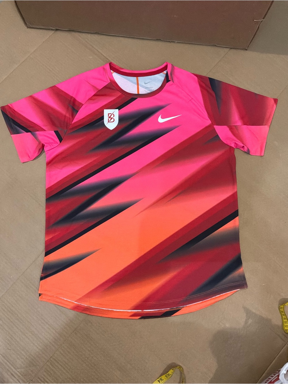 Nike Pro Elite BTC Bowerman Track Club Running Shirt Pink Orange FN0071-614 Sz L